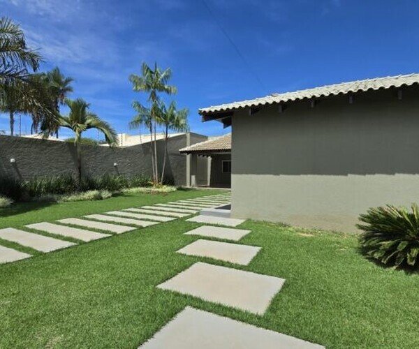 Linda Casa no Bairro Altos de Santana – Chapada dos Guimarães