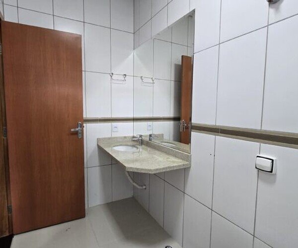 Linda Casa no Bairro Altos de Santana – Chapada dos Guimarães