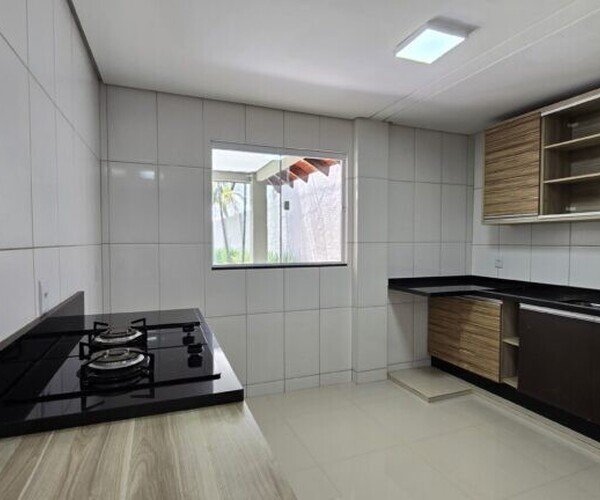 Linda Casa no Bairro Altos de Santana – Chapada dos Guimarães