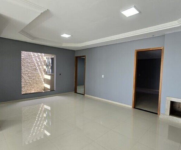 Linda Casa no Bairro Altos de Santana – Chapada dos Guimarães