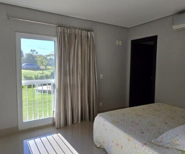 Sobrado de Alto Padrão no Condomínio Morro do Jatobá – Exclusividade, Natureza e Sofisticação