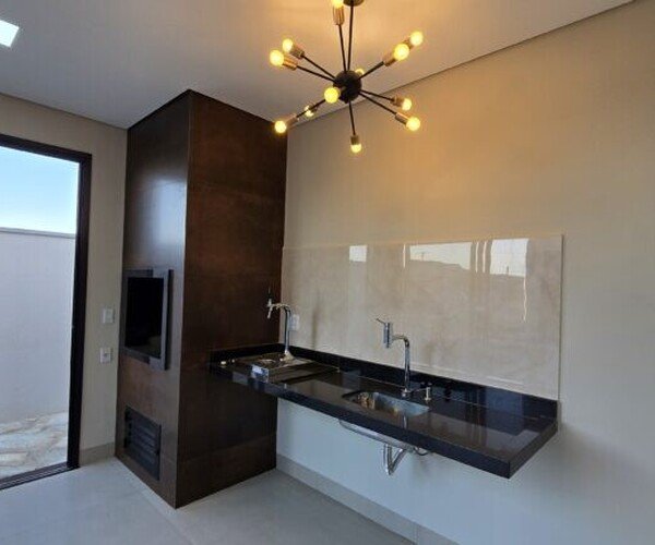 Casa de Alto Padrão no Condomínio Village do Campo – Conforto, Sofisticação e Lazer Completo