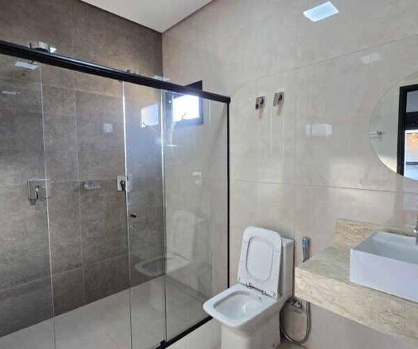 Casa de Alto Padrão no Condomínio Village do Campo – Conforto, Sofisticação e Lazer Completo