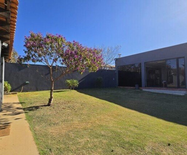 Residência Exclusiva com Área Gourmet Premium e Quadra de Beach Tennis – Florada da Serra, Chapada dos Guimarães