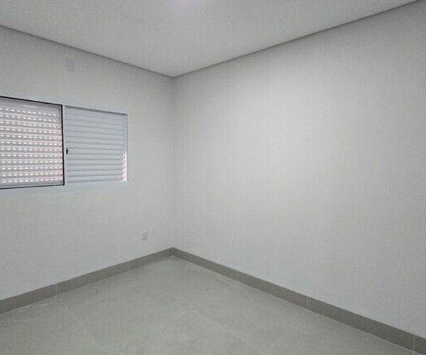 Casa Nova e Moderna no Bairro Santa Cruz – Chapada dos Guimarães por R$ 380 Mil