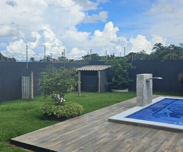 Casa Sofisticada com Suíte Master, Espaço Gourmet e Piscina Aquecida – Bairro Bom Clima, Chapada dos Guimarães