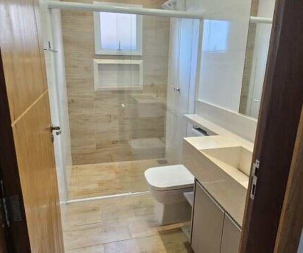 Casa Sofisticada com Suíte Master, Espaço Gourmet e Piscina Aquecida – Bairro Bom Clima, Chapada dos Guimarães