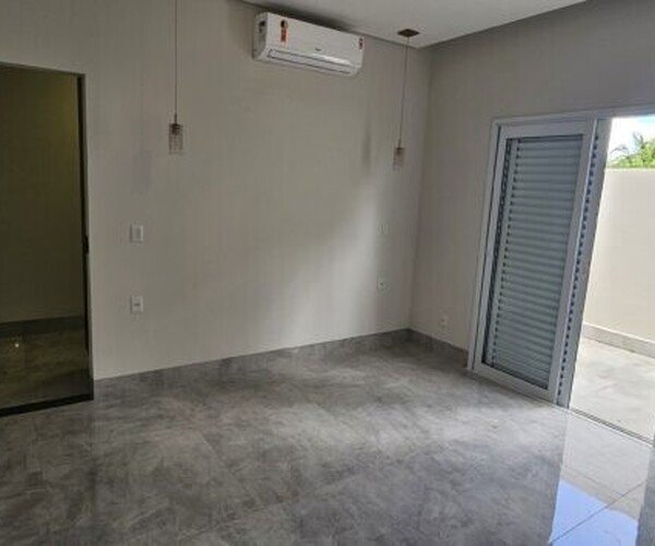 Casa Sofisticada com Suíte Master, Espaço Gourmet e Piscina Aquecida – Bairro Bom Clima, Chapada dos Guimarães