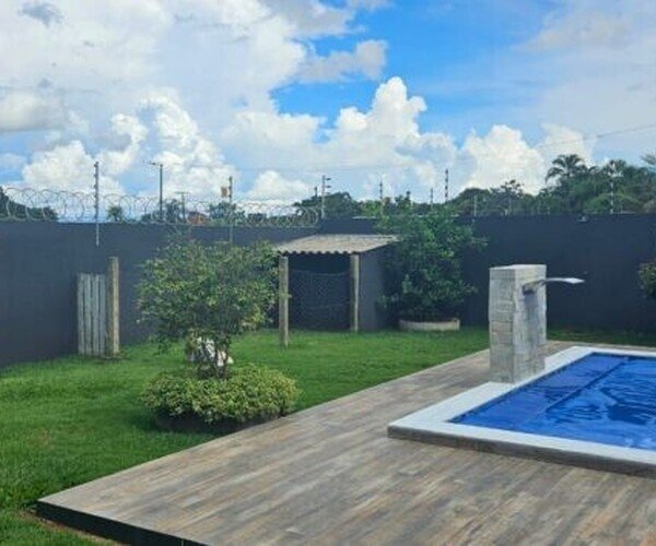 Casa Sofisticada com Suíte Master, Espaço Gourmet e Piscina Aquecida – Bairro Bom Clima, Chapada dos Guimarães