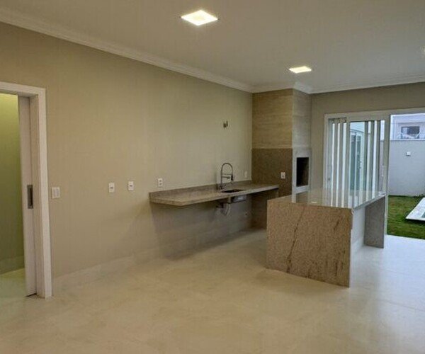 Casa – Condomínio Florais Chapada - F