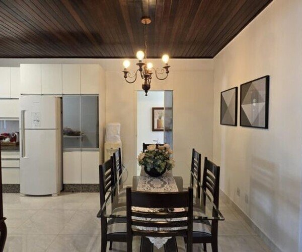 Casa – Condomínio Altos da Serra - F