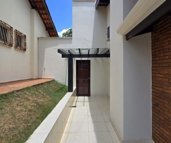 Casa – Condomínio Altos da Serra - F