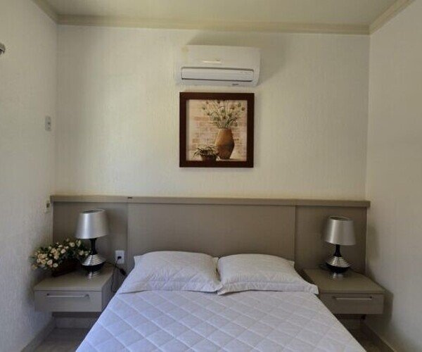 Casa – Condomínio Altos da Serra - F