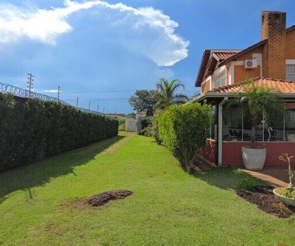 Sobrado – Bom Clima - F