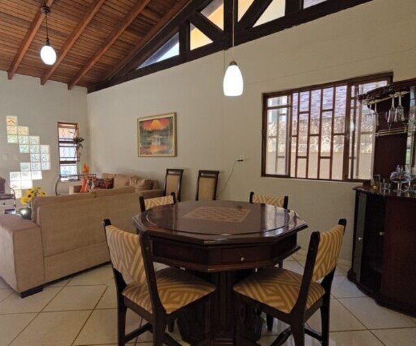 Casa – Condomínio Village 2